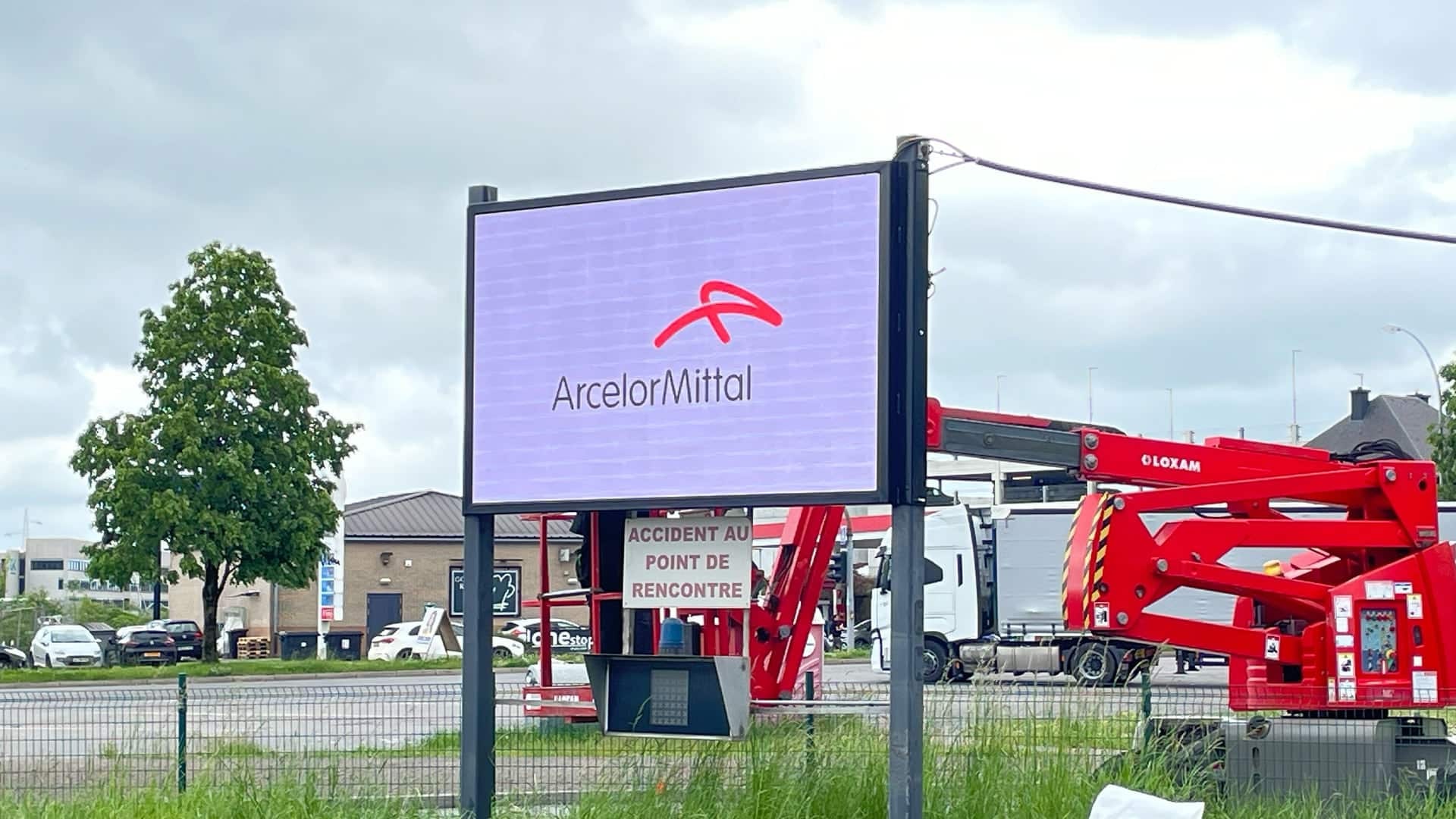 Outdoor LED screen - HTVLED - High Tech Vision écran LED extérieur - HTVLED - High Tech Vision